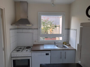 Gîte Les Petits Princes à Émancé - Cuisine